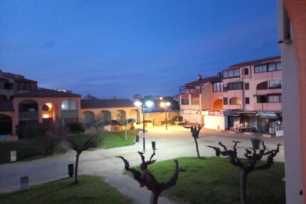 T2, Vue Sur Mer, Terrasse, Parking Prive Le Barcarès Exteriér fotografie
